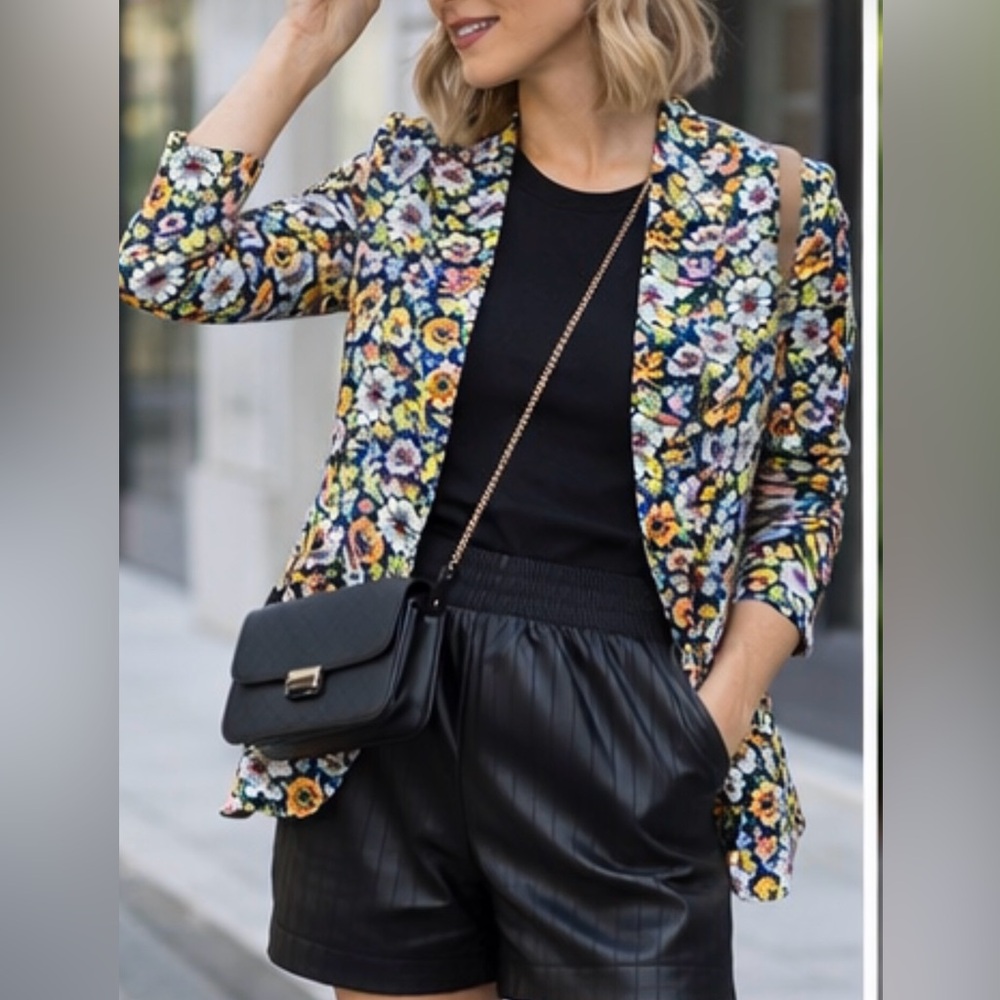 Mamselle Vintage Vibrant Floral Blazer - Multicolor - Picture 2 of 11